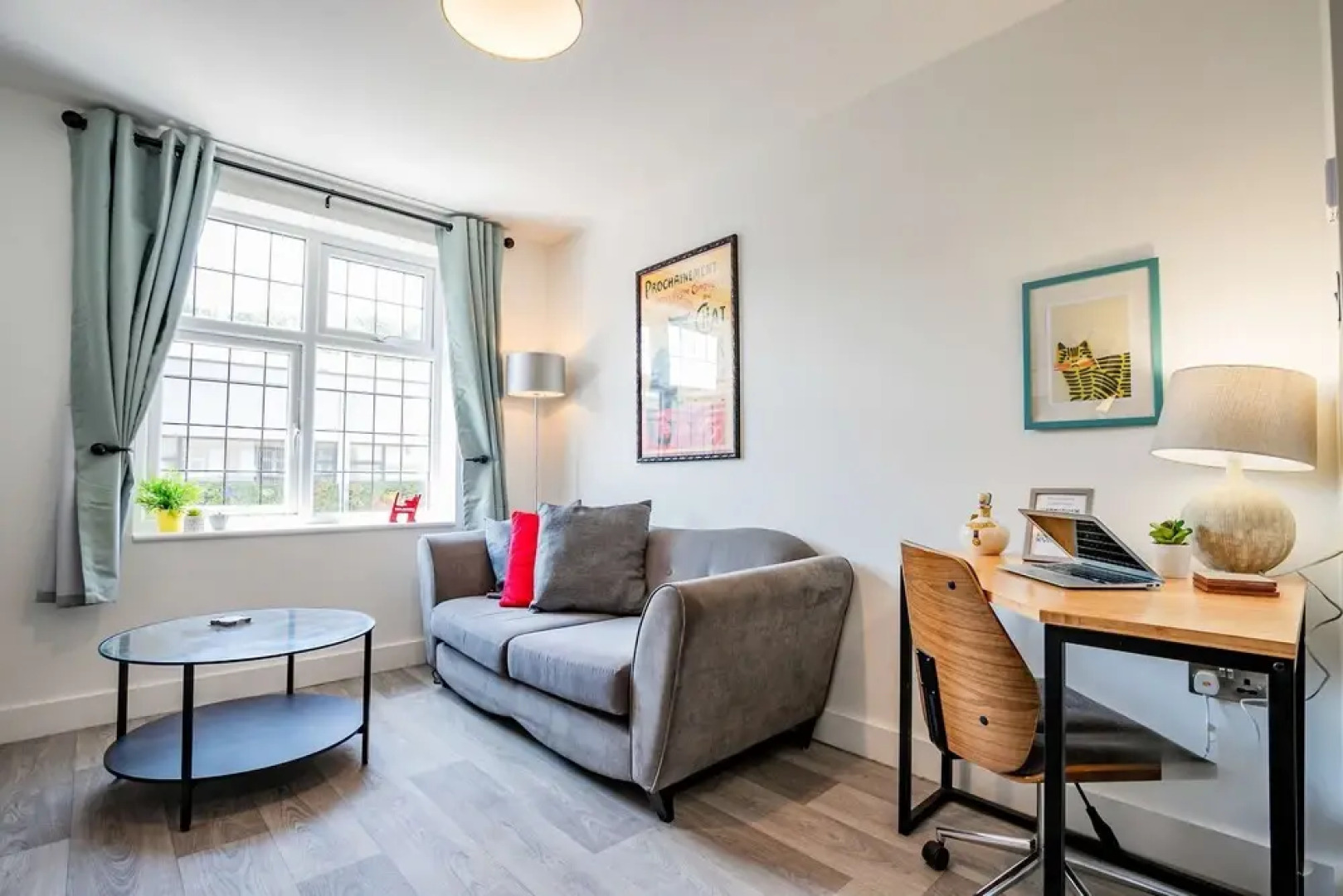 Host Stay Croydon Road Apartment