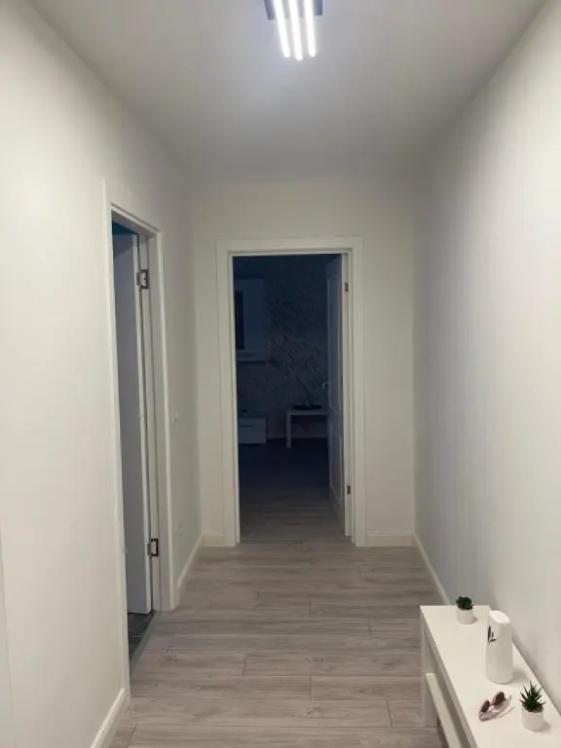 Apartament incantator in Roman