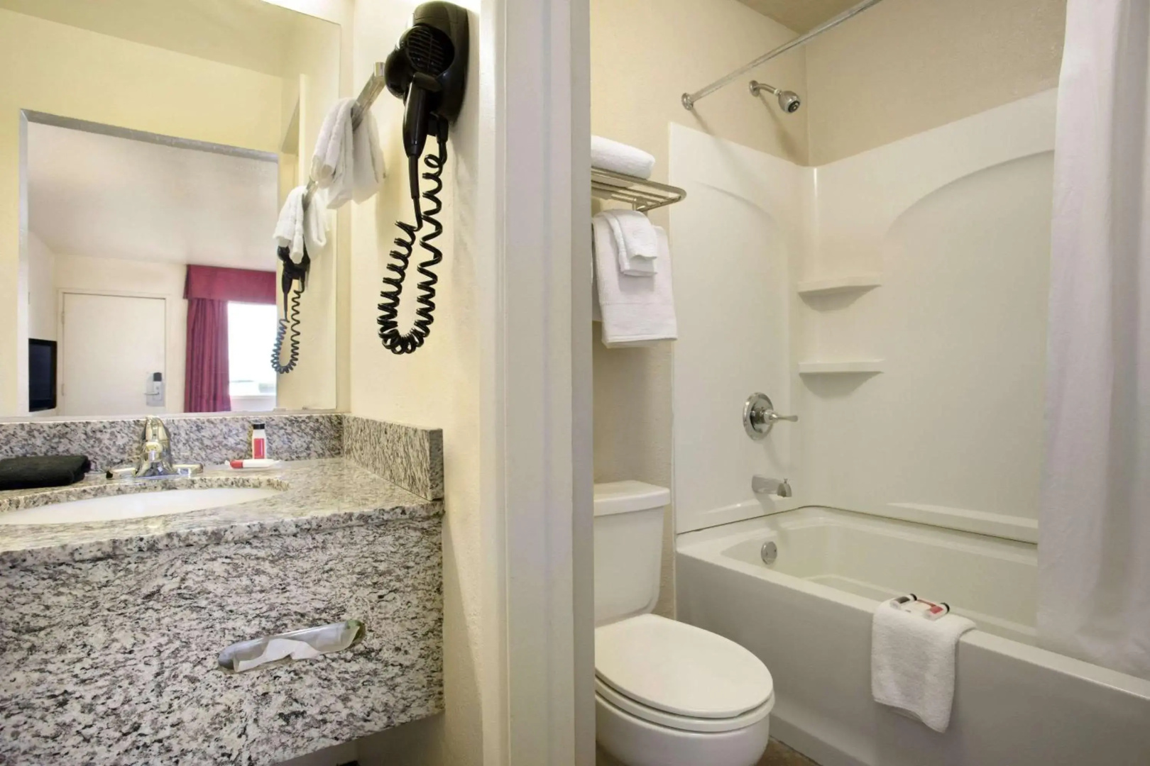 Travelodge by Wyndham Winslow