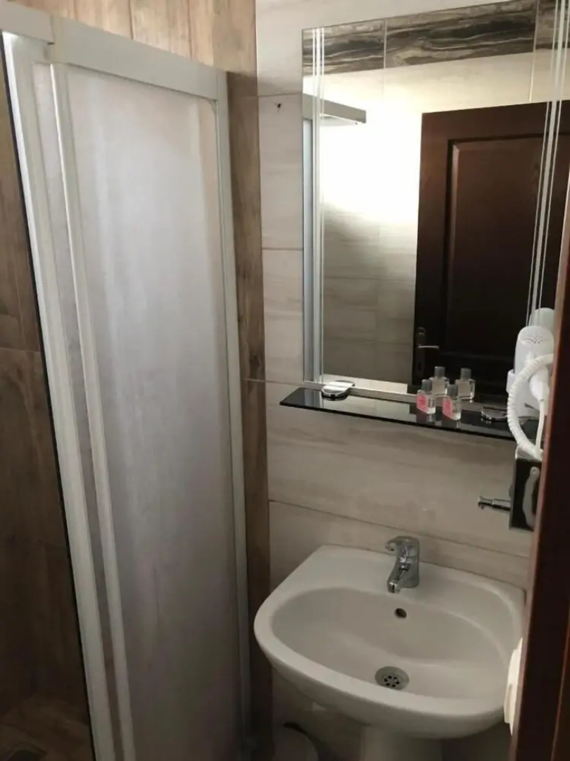 Gulistan Hotel