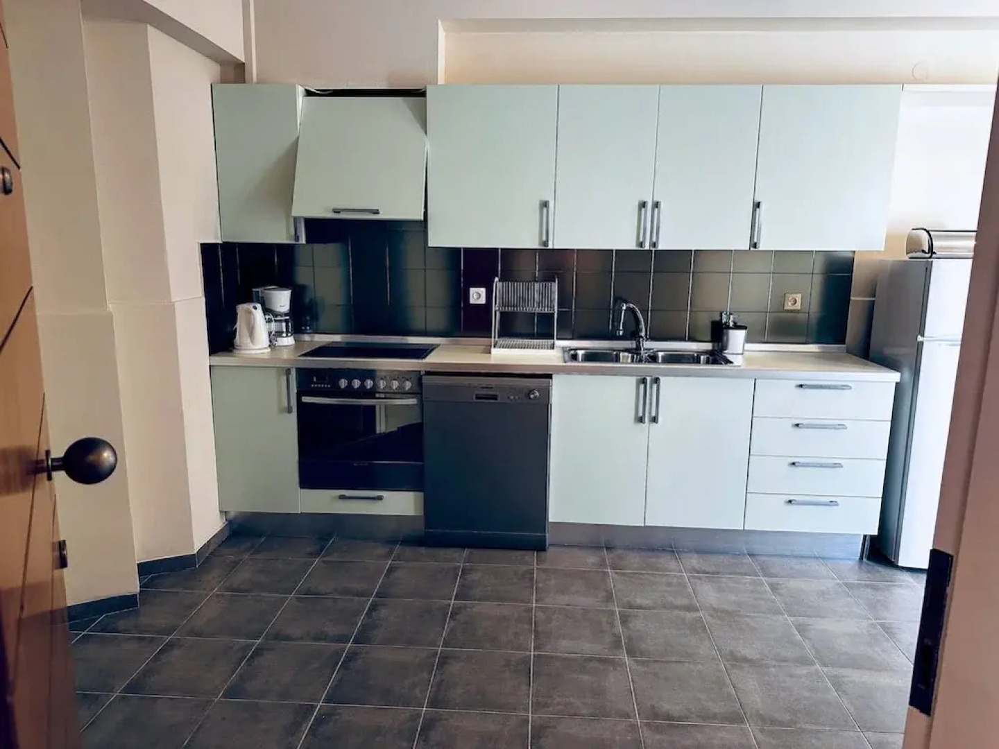 Lifeguard Beachfront - Luxury Flat, 30meters From Sea