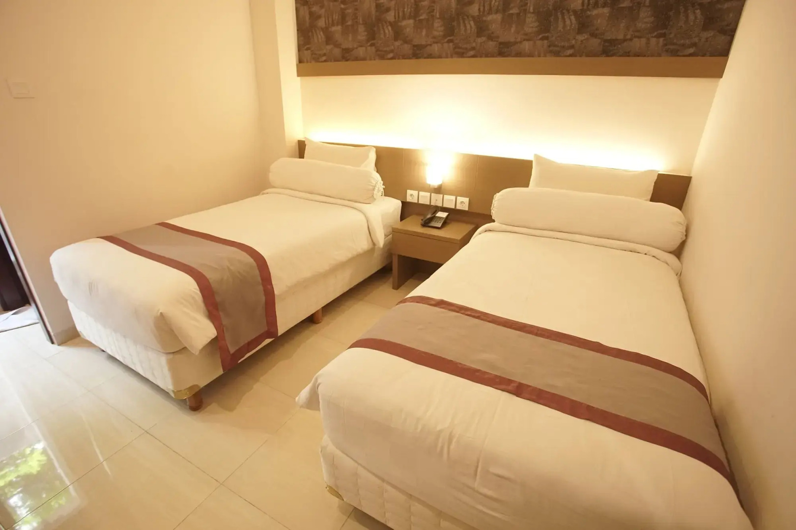 Viva Hotel Kediri, Azana Hotels Collection