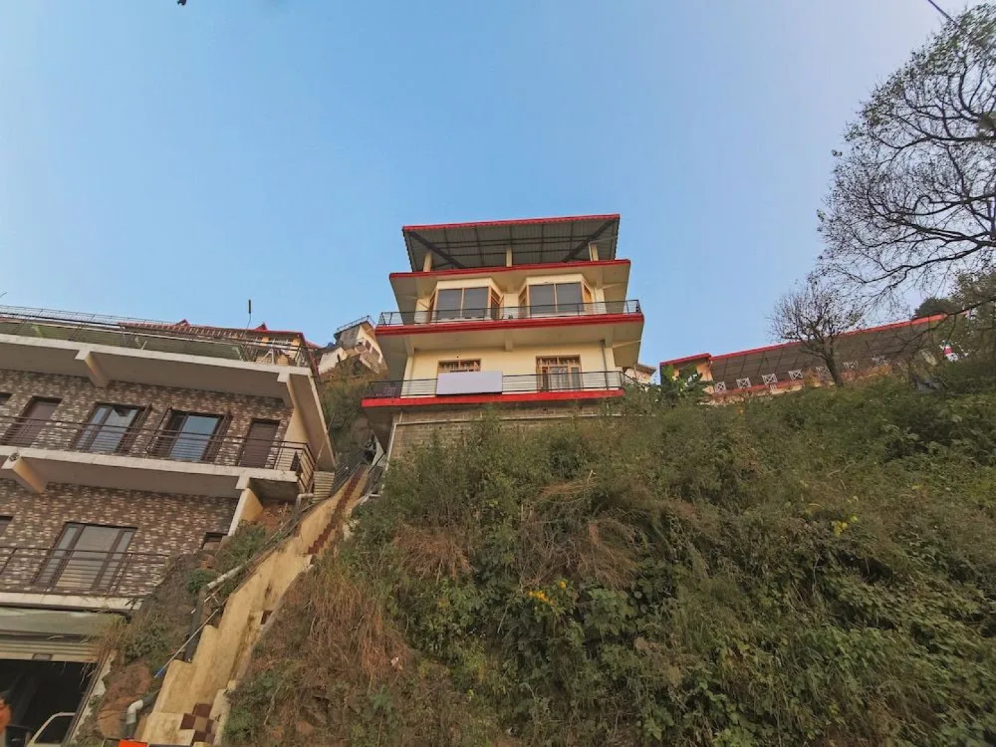 Oyo 23675 Mountains Villa