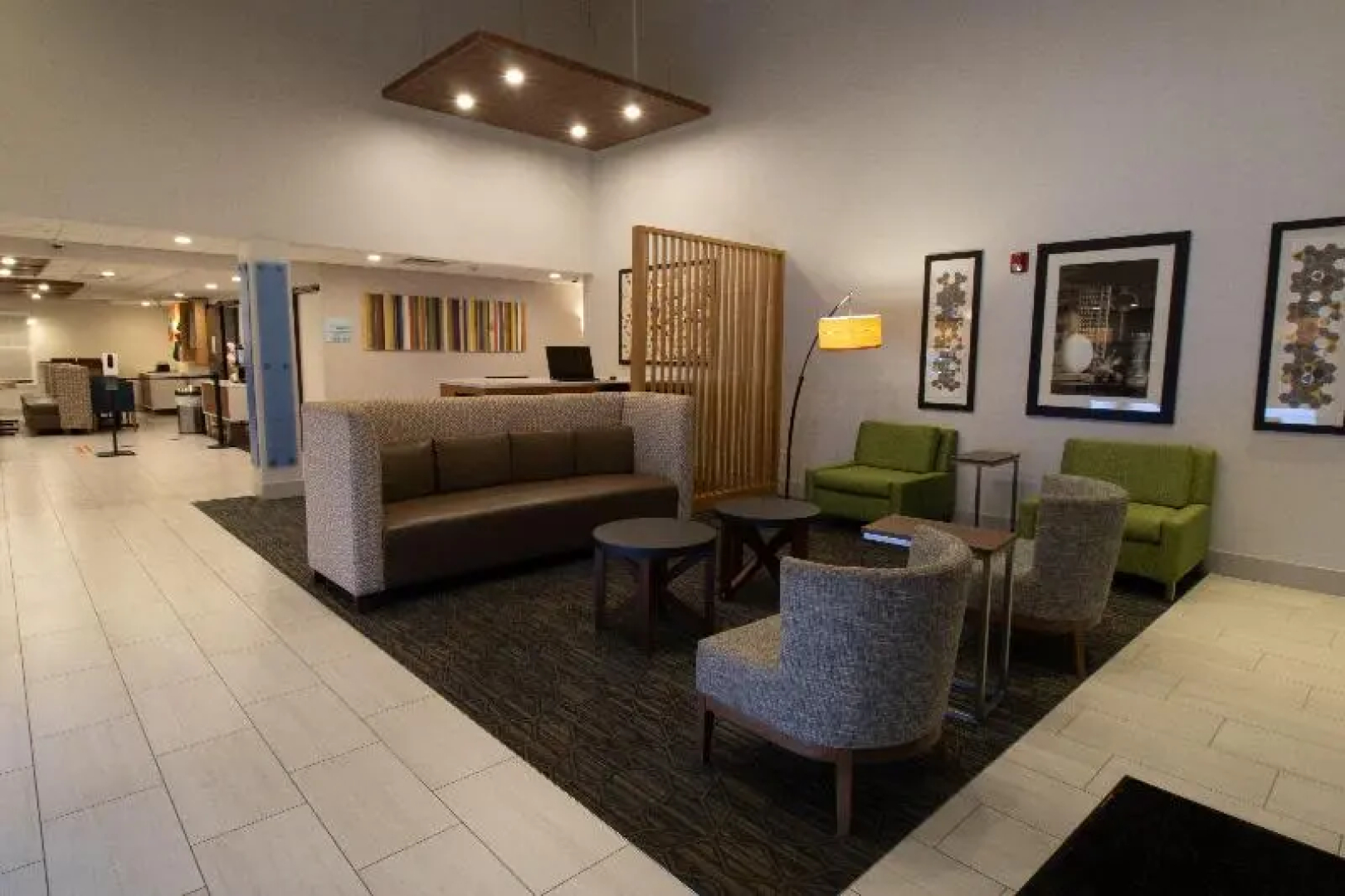 Holiday Inn Express Hotel & Suites Manassas