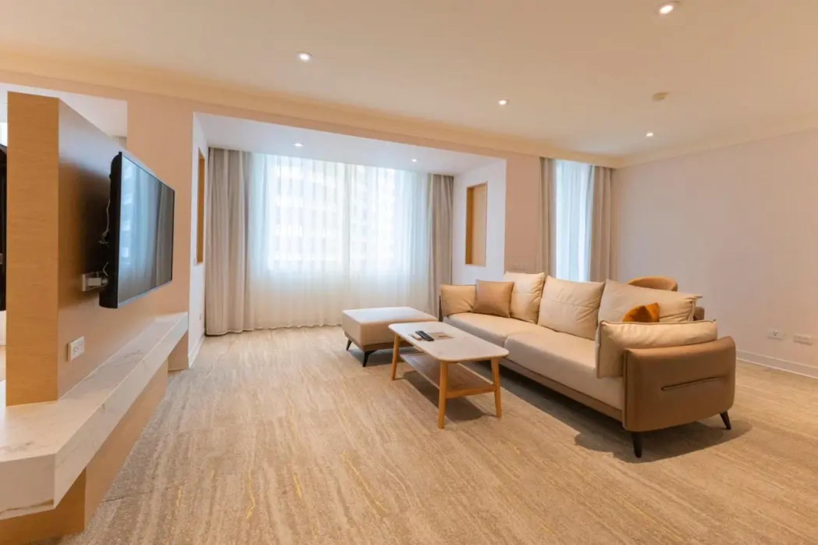 Tainan California Villa