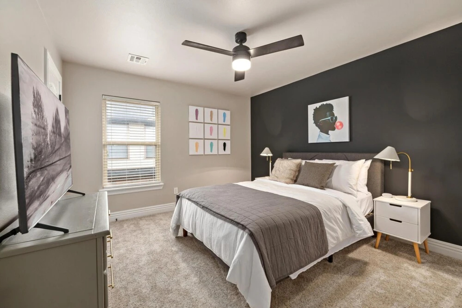 The Hearth House - Quiet Rogers Retreat - Newly Renovated