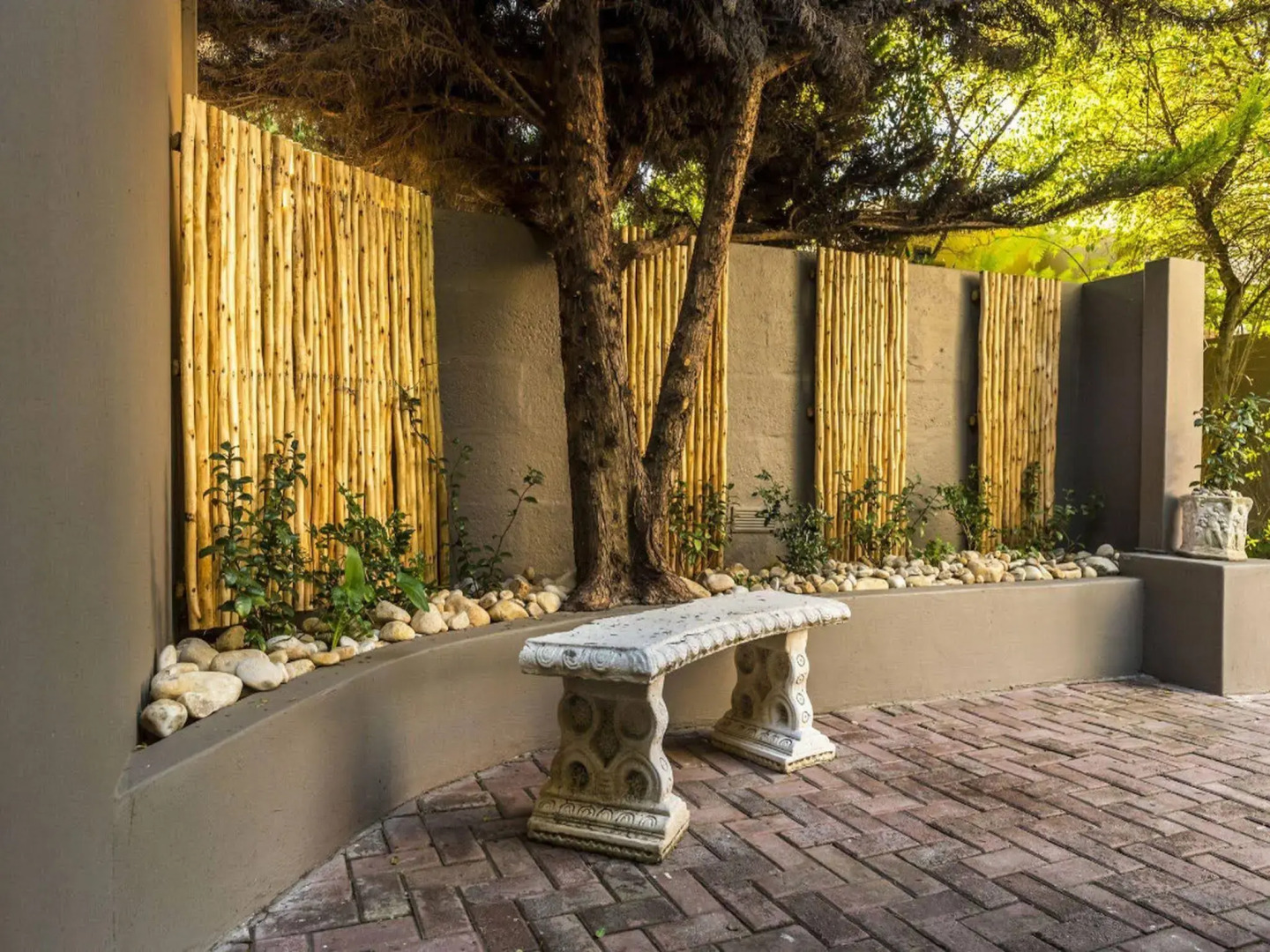 Kingfisher GuestHouse