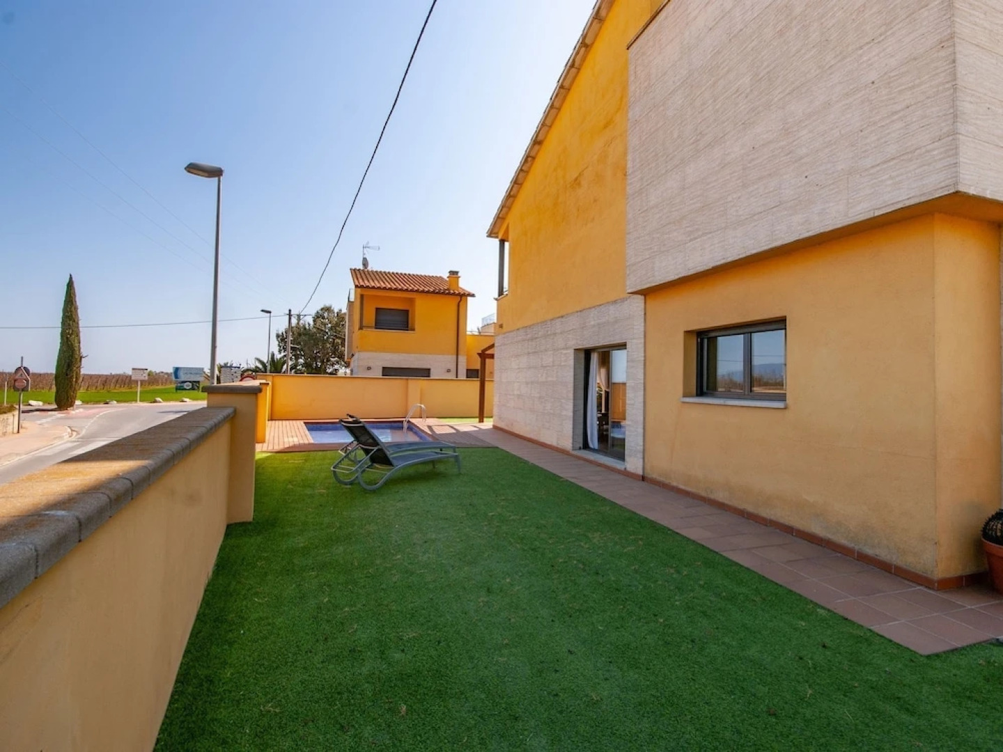 Cozy Holiday Home in Urbanització Bon Relax With Pool