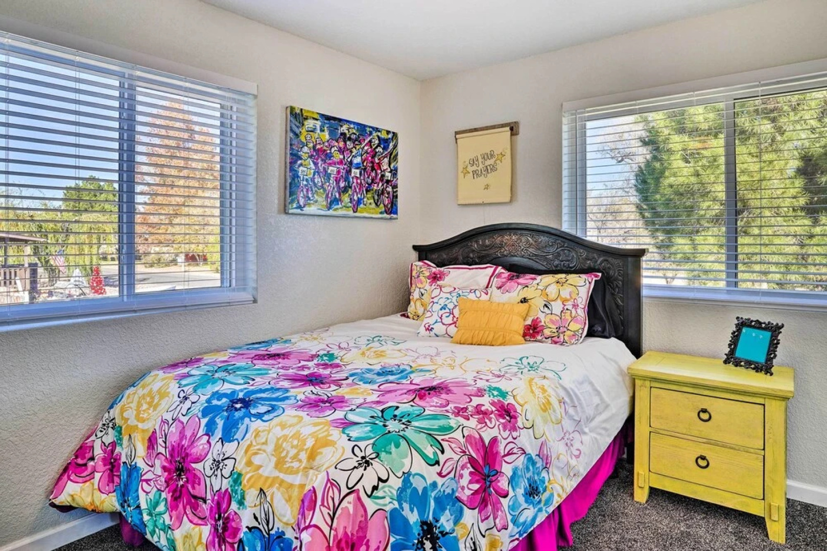 Colorful Cottonwood Home: Walk to Verde River!