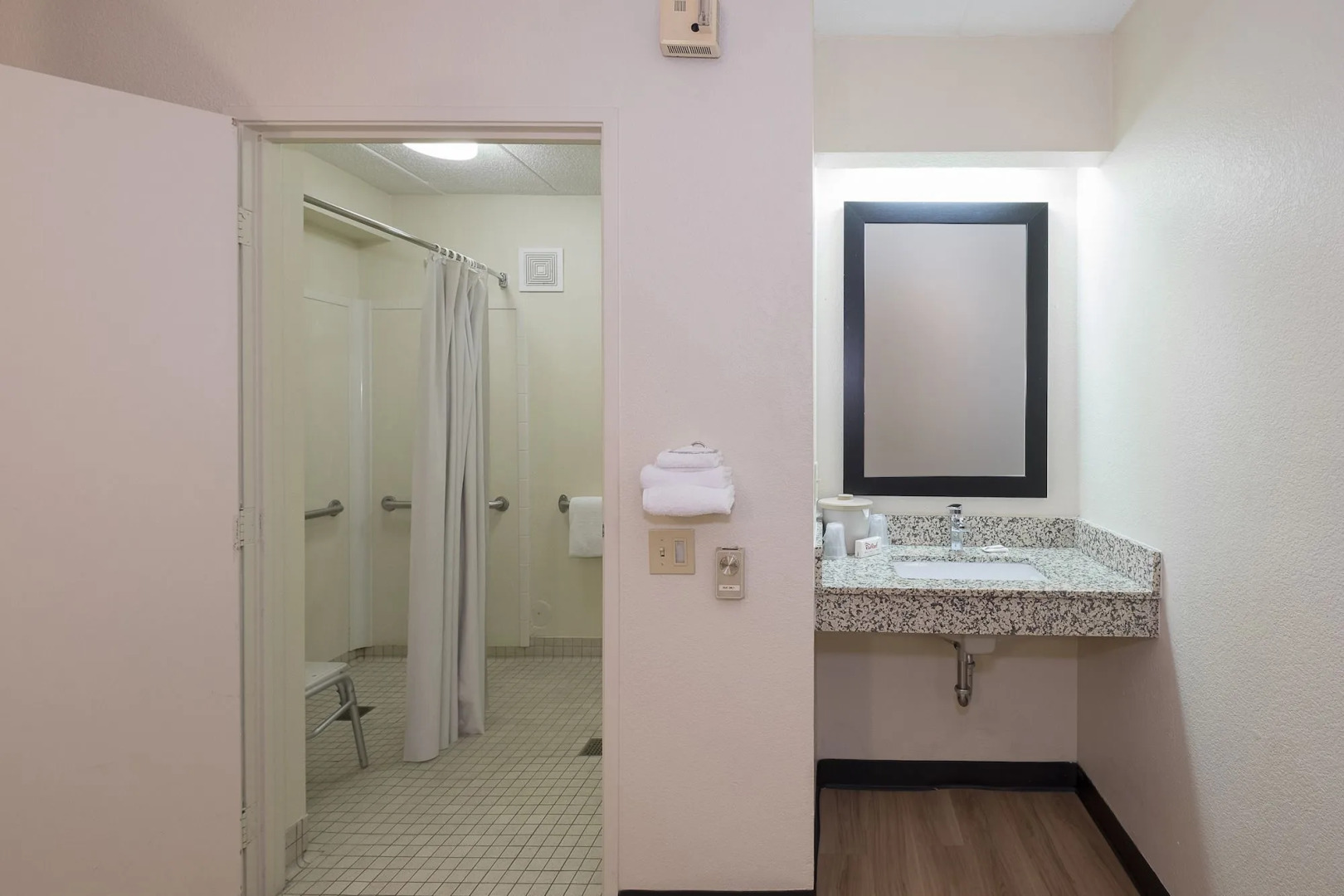 Red Roof Inn Chicago-O'Hare Airport/ Arlington Hts