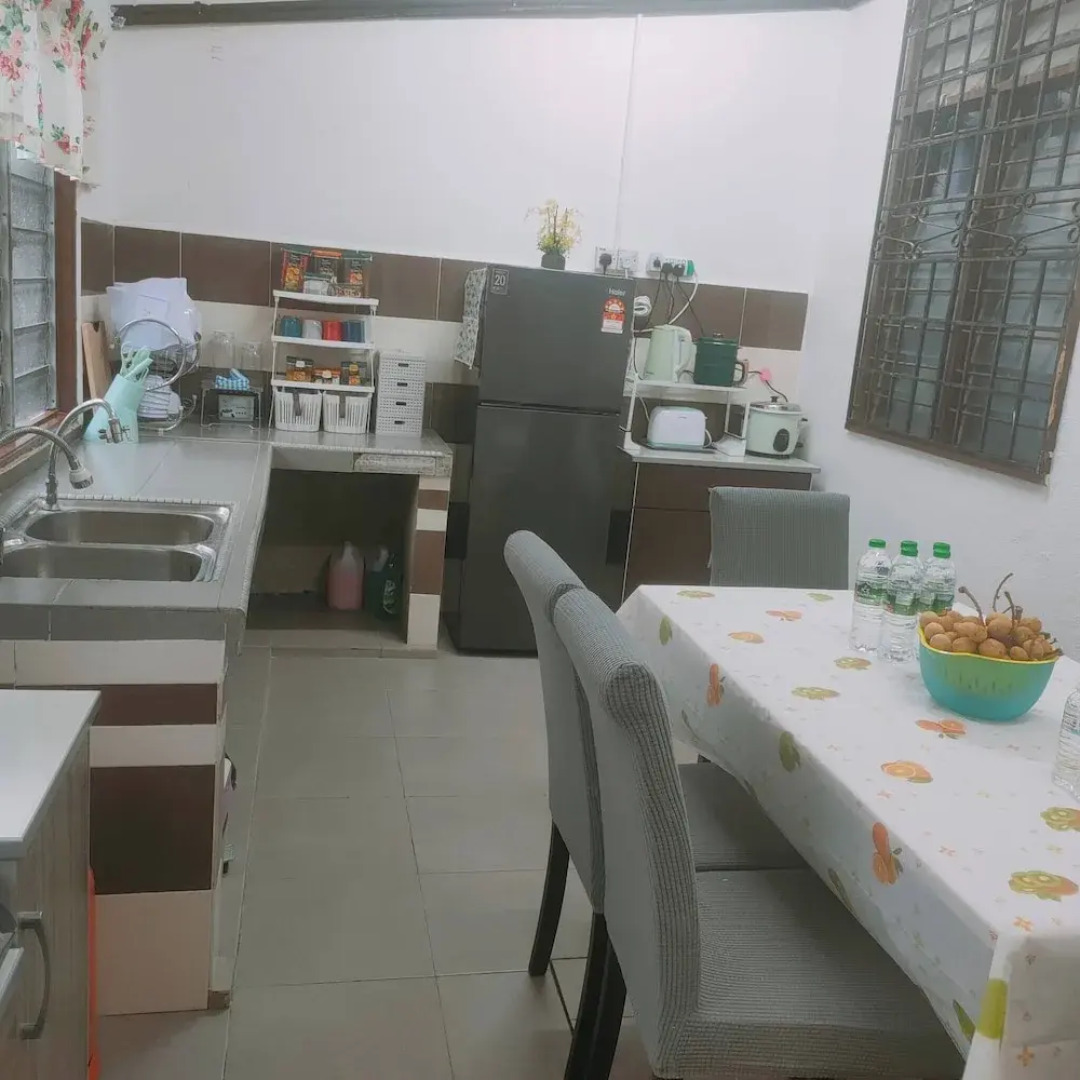 Taman Tinah Homestay