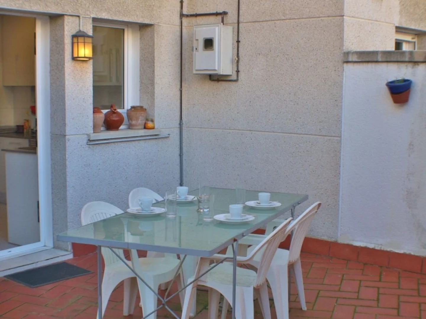 Lovely Holiday Home in Sant Pol de Mar near Sea & Beach