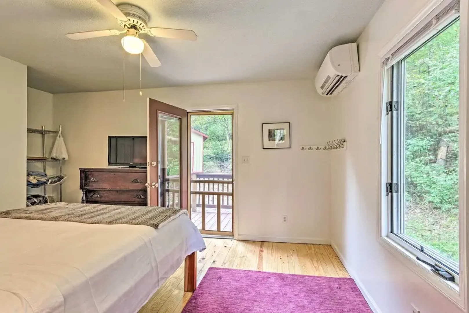 Creekside Weaverville Home - 16 Miles to Asheville