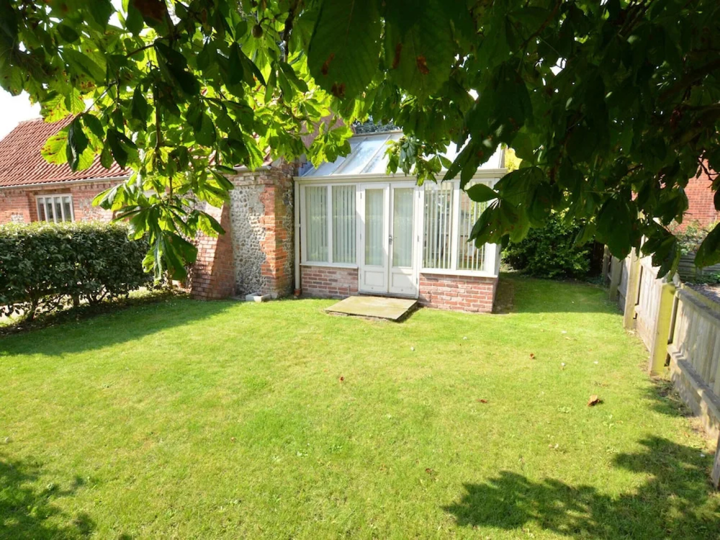 Traditional Holiday Home in Briston With Garden