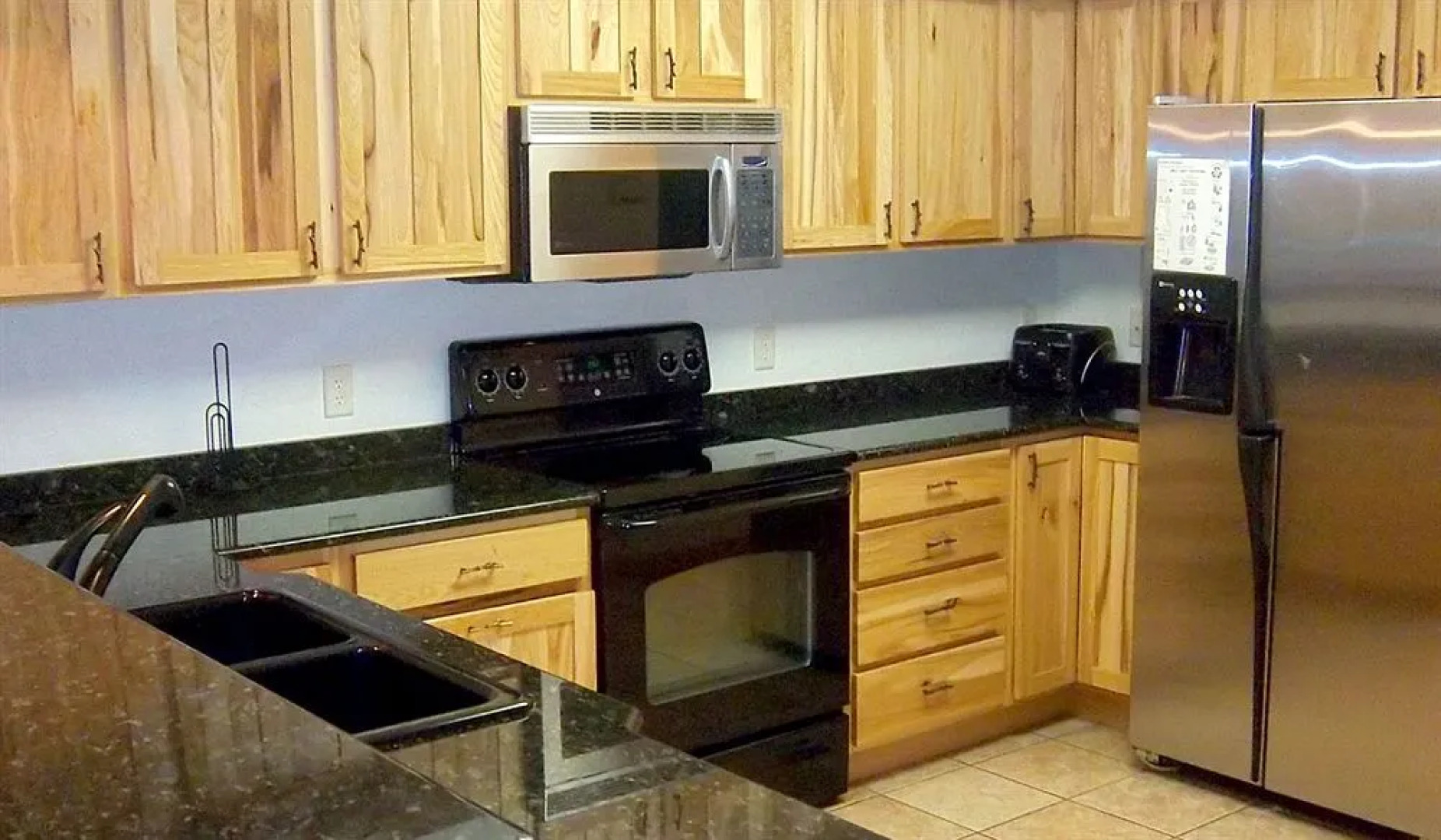 Log Gables - Lake Front