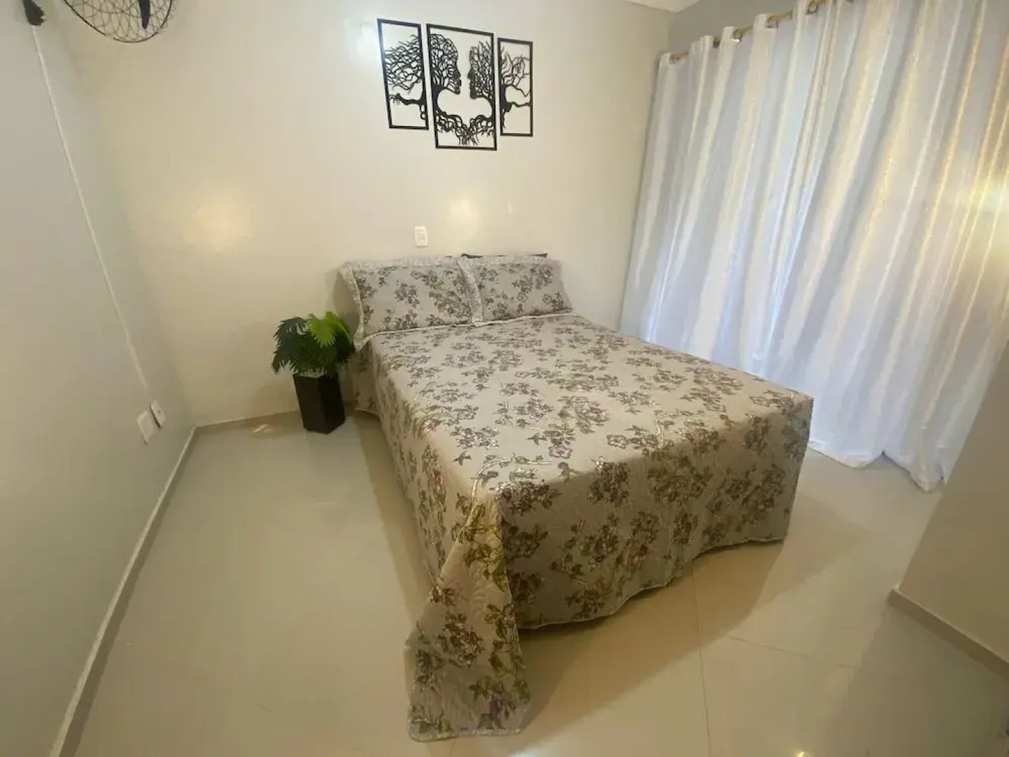 Apto 104 Ed Dambros ótima localização