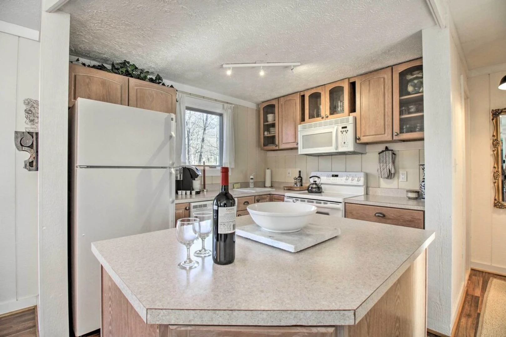 Wintergreen Resort Retreat w/ Hot Tub!