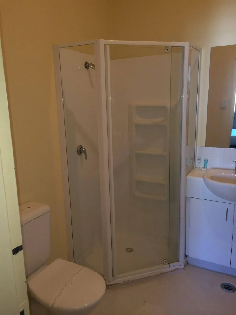 Star Bar Cafe & Hotel