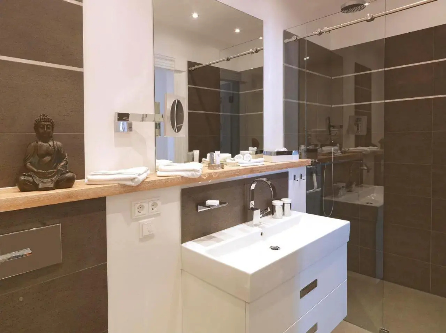 Waterview Cloud - a16737