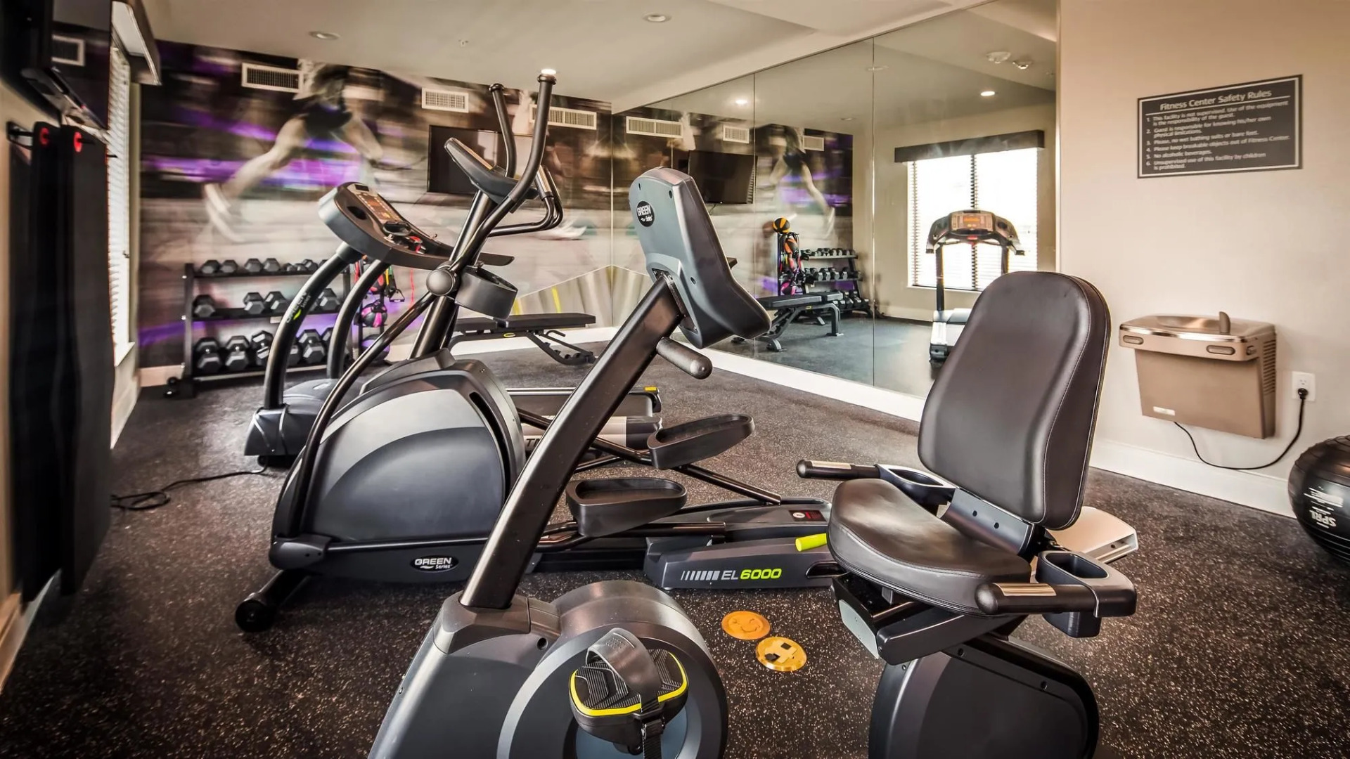 Best Western Plus Bay City Inn & Suites