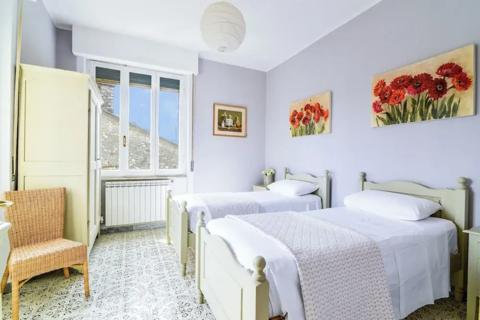 Villa 3 Bed 4 Bath Sleeps 8 Pool Hot tub Air Con