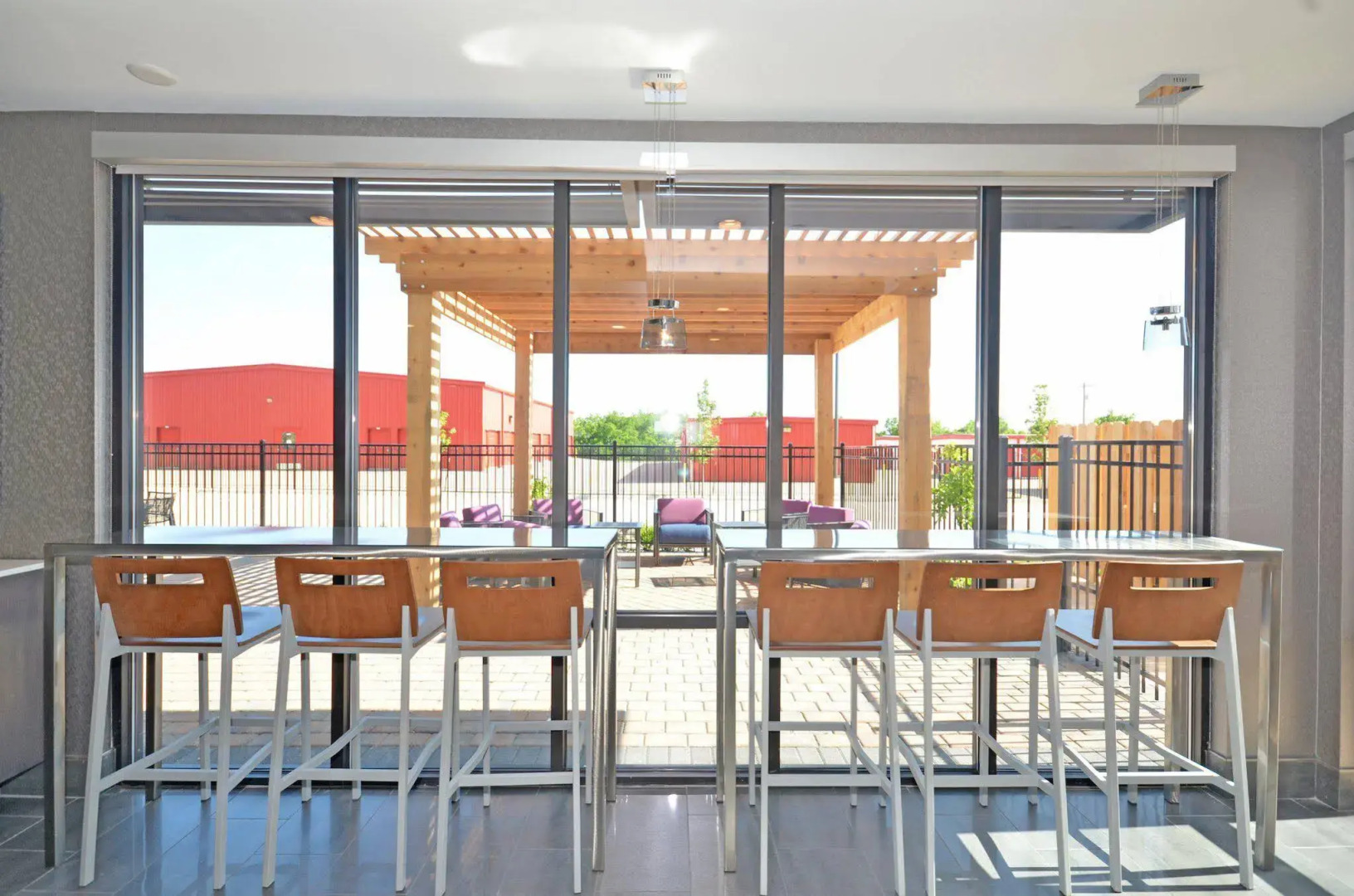 Holiday Inn Express & Suites Oklahoma City Mid - Arpt Area by IHG