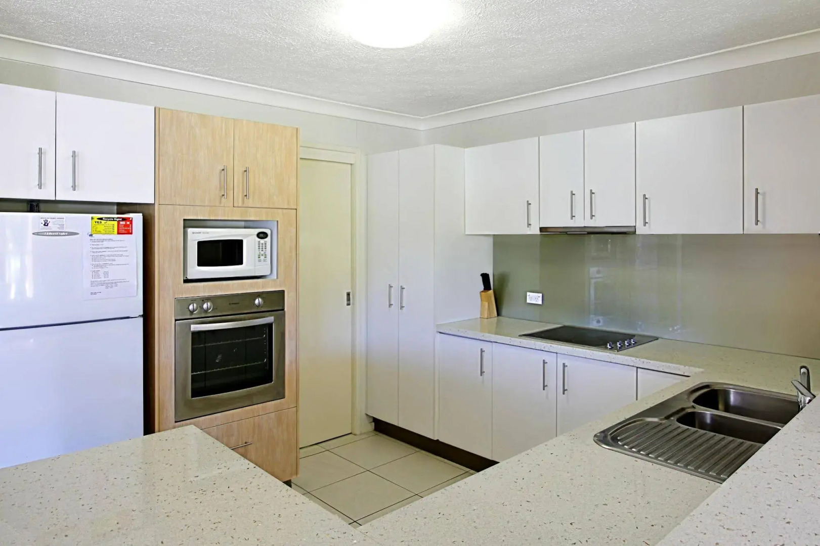 Sea Breeze on Main Beach