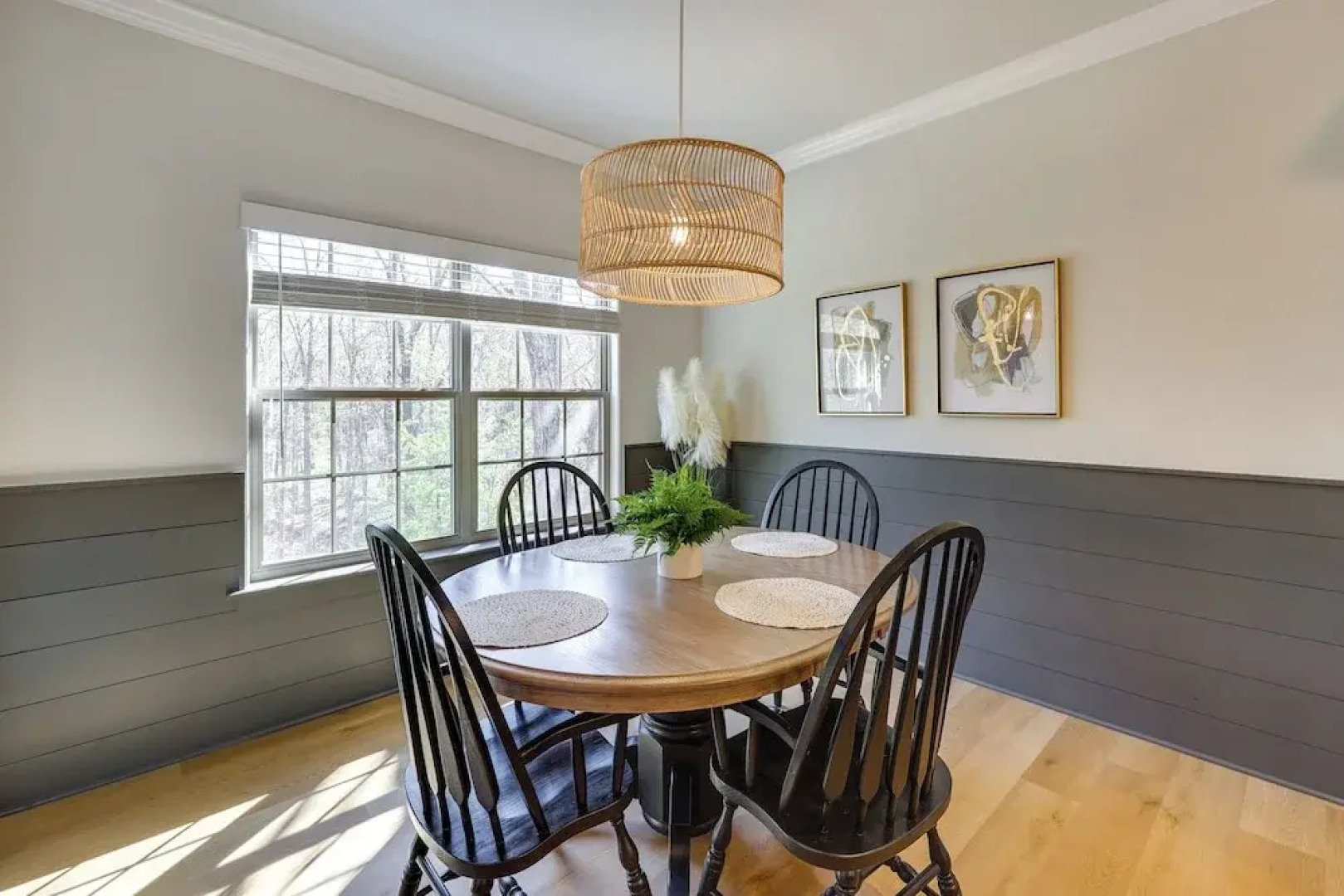 Biking Haven: Charming Bella Vista Home w/ Games!