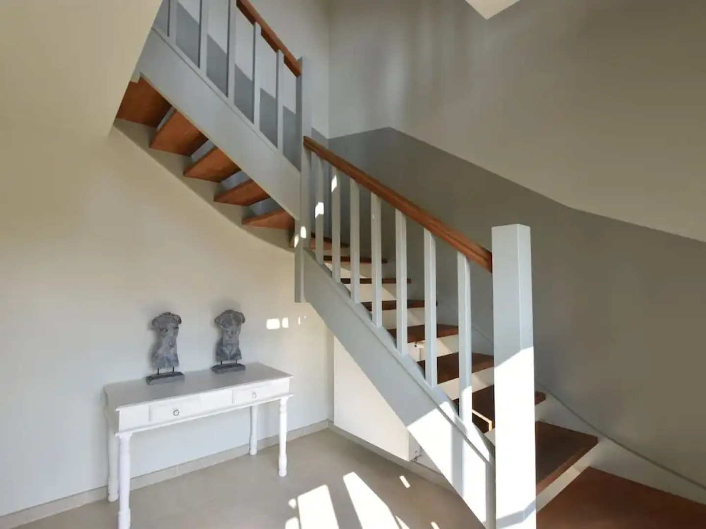 Cozy Apartment in West Flanders with Sauna & Hot Tub