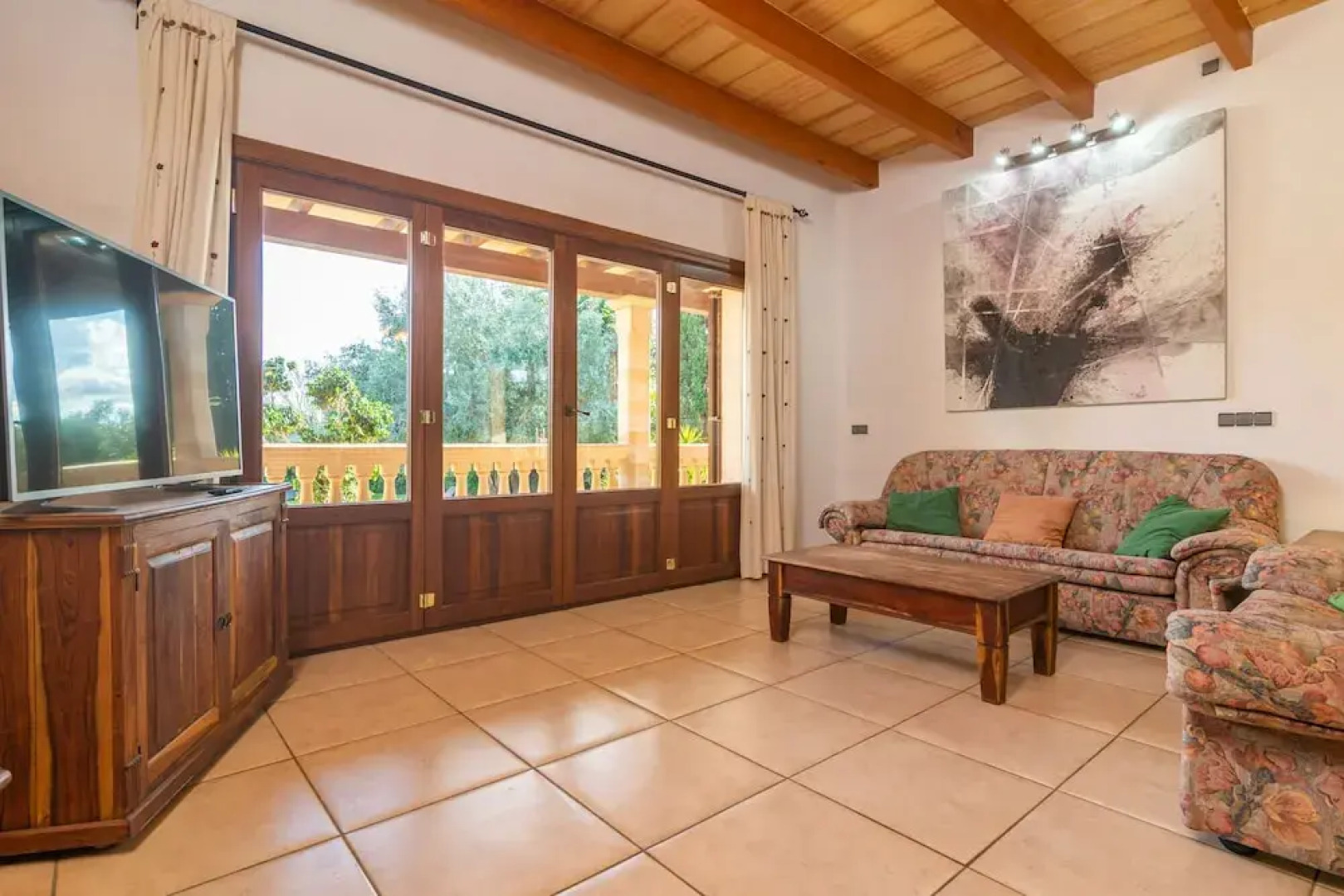 Can Berguins in Buger