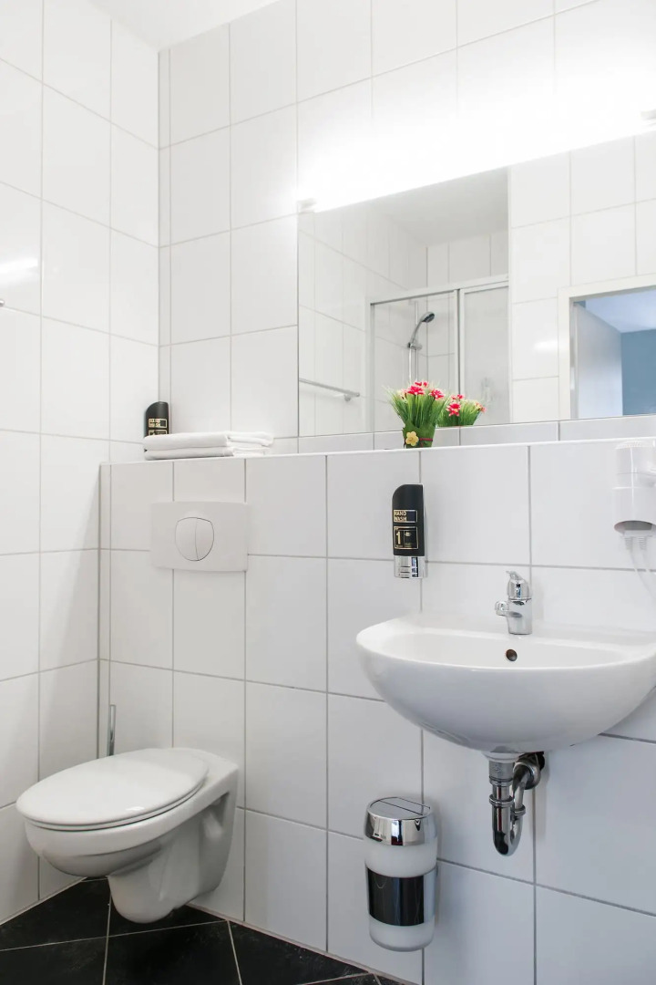 Mikon Eastgate Hotel