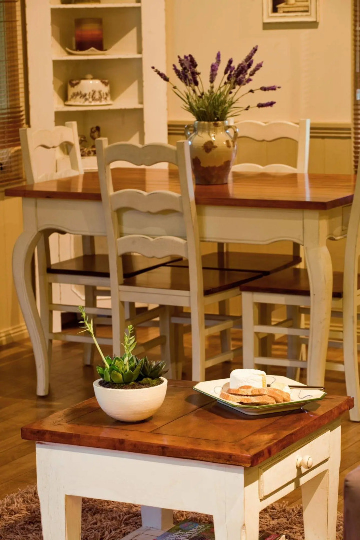 Autumn Abode Cottages