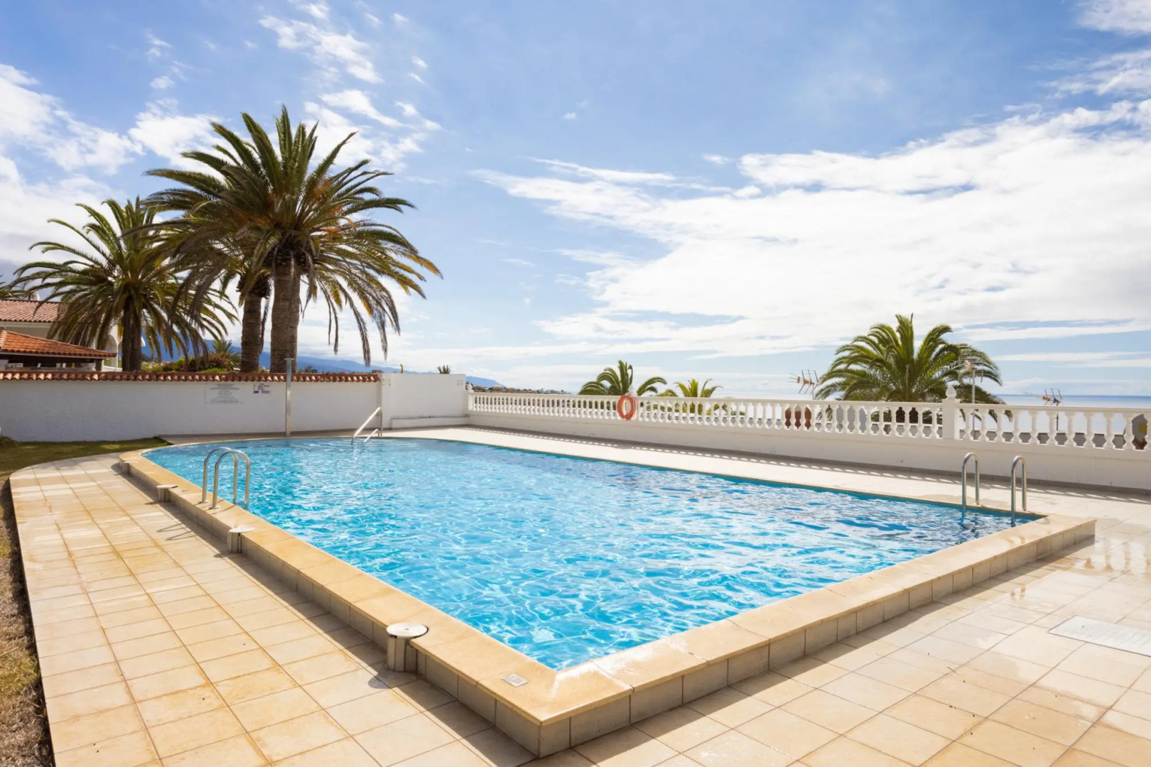 Home2Book Impressive Sea View La Victoria, Pool