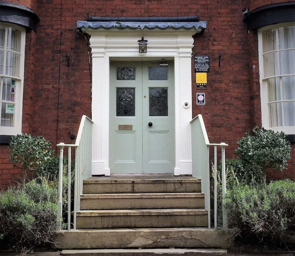 Peak Weavers Rooms & Restaurant