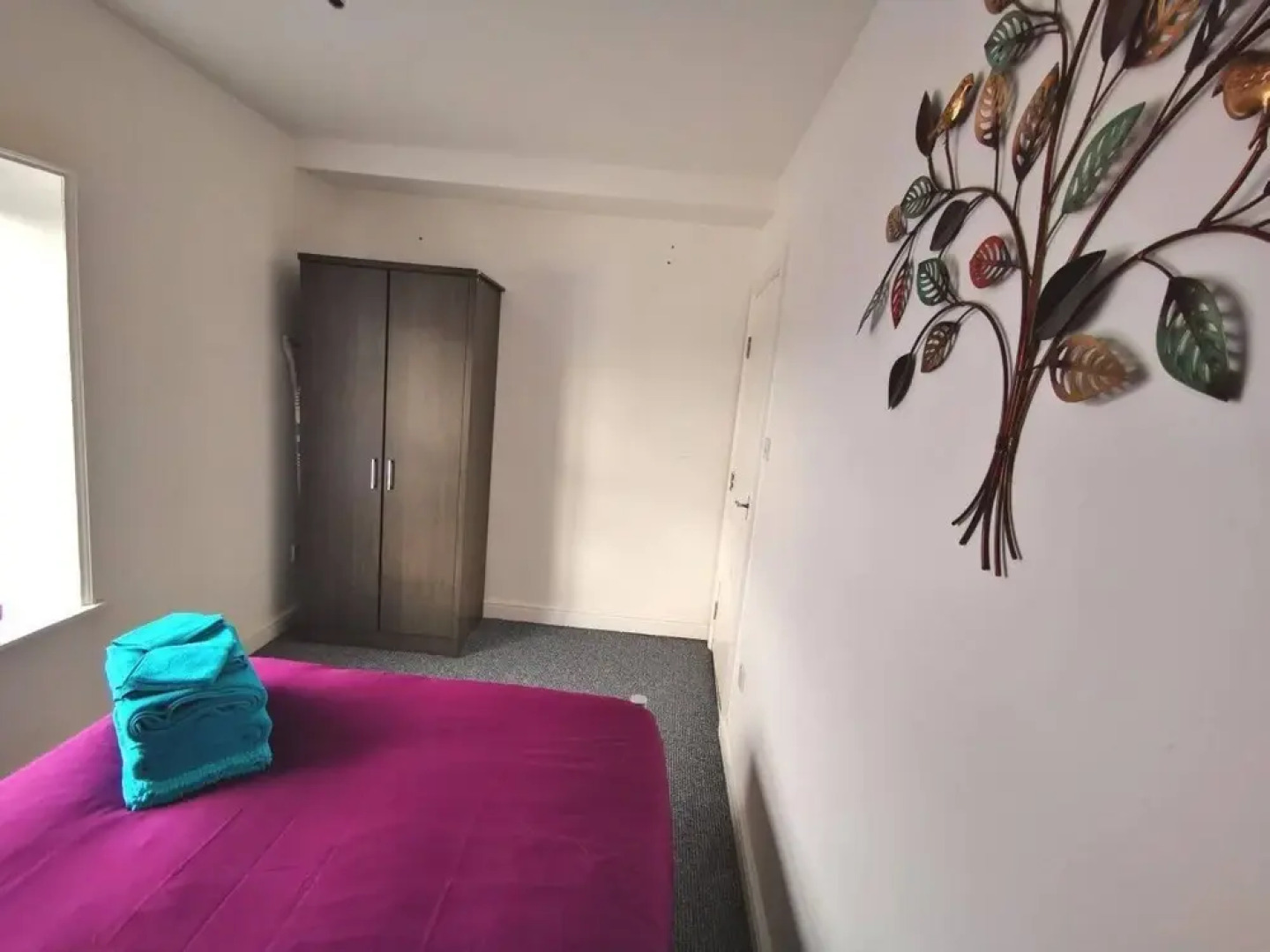 Sea View 1-bed Apartment