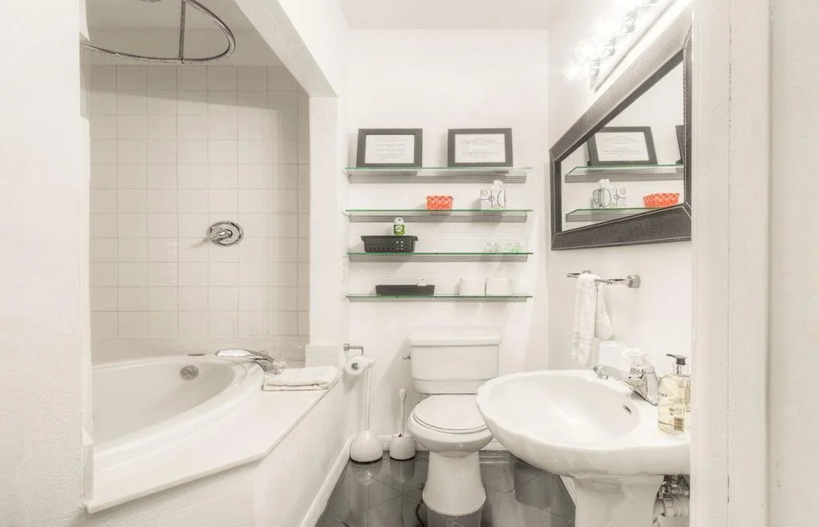 PGA Village 7 Room Golf Resort Villa by American Vacation Living