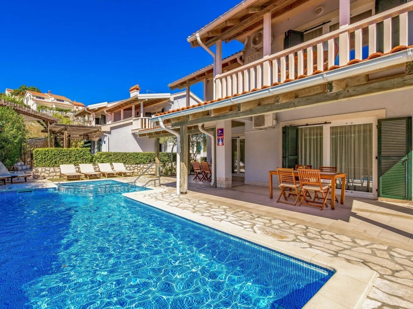 Mihaela 3 Rab in Rab