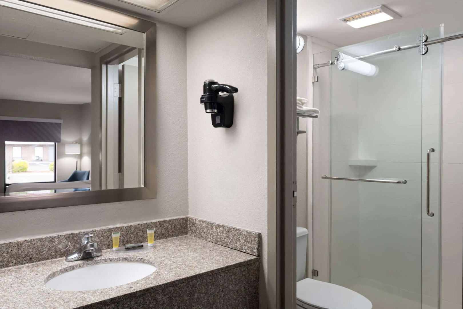 Days Inn by Wyndham Weldon/Roanoke Rapids