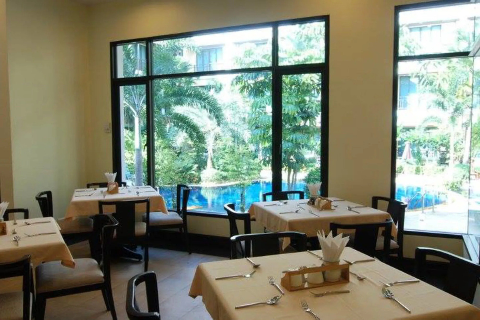 Lecasa Bangsaen Hotel