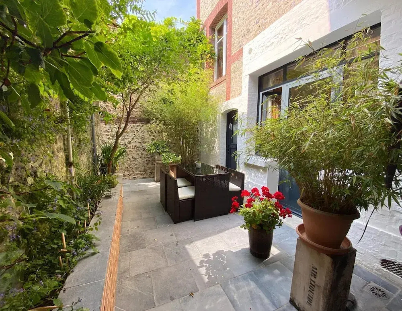 Apartment in Normandy Near Pebble Beach