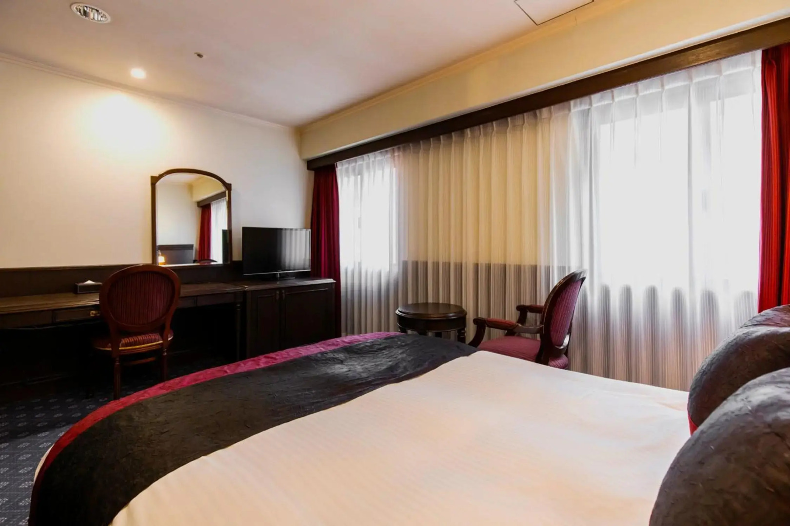 Kobe Tor Road Hotel Sanraku