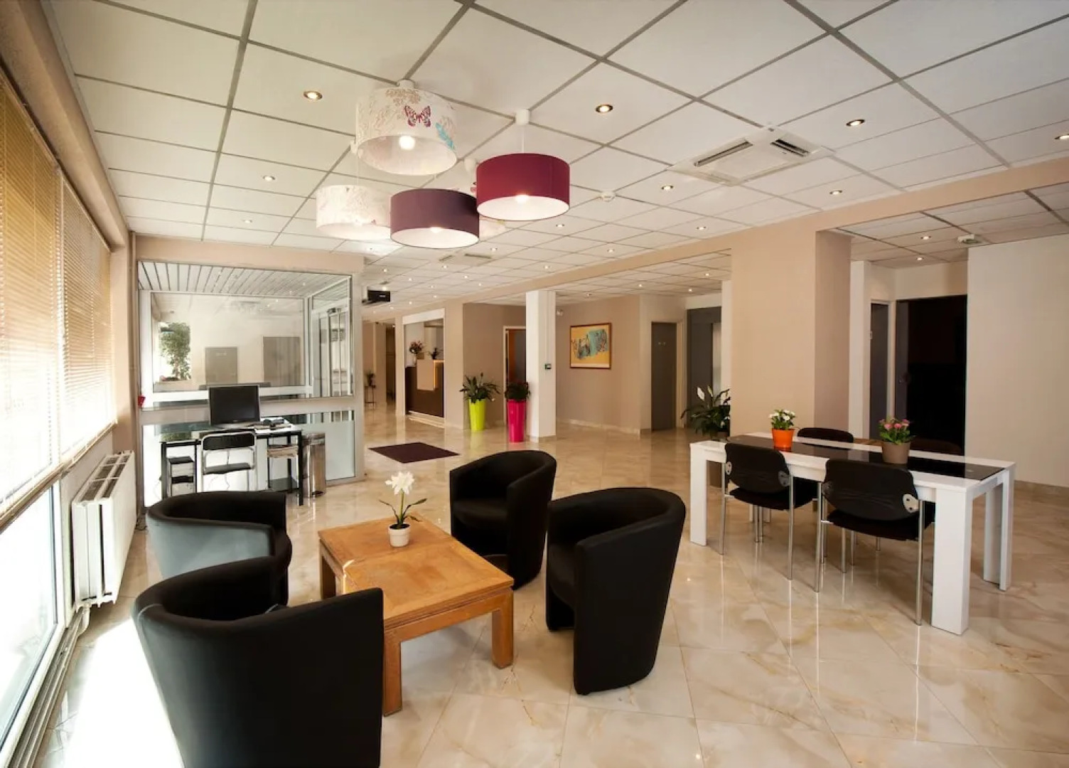 Hotel Milton (ex Gis Hotel)