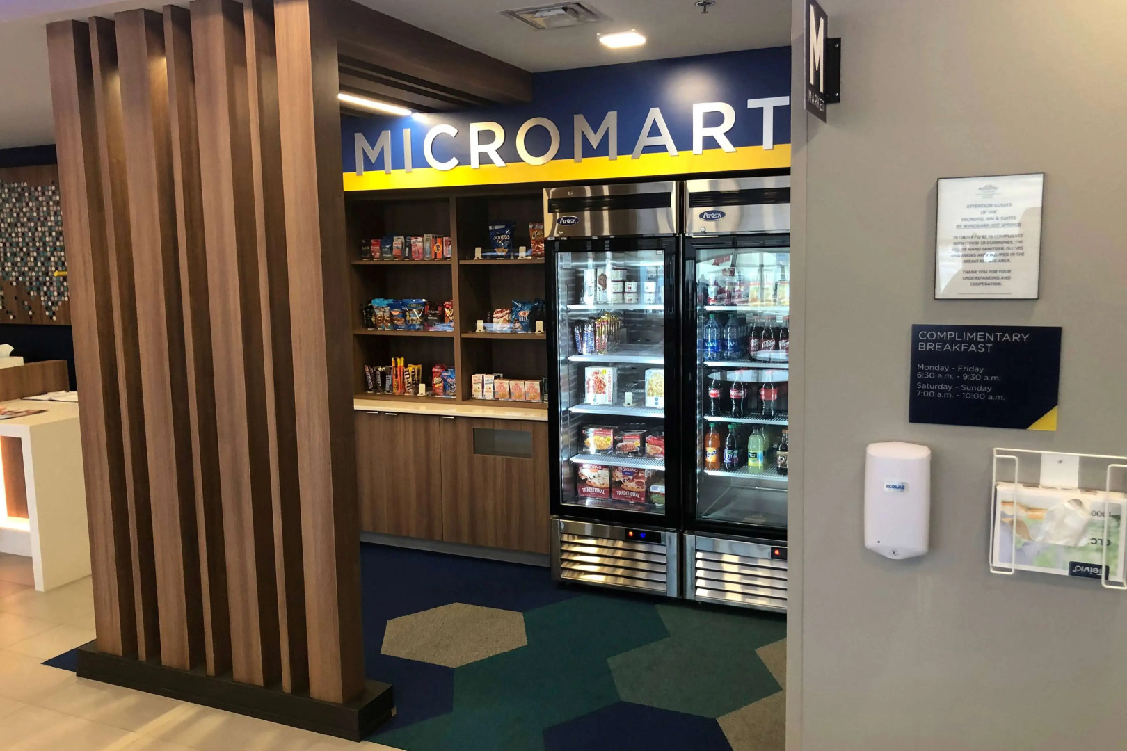 Microtel Inn & Suites by Wyndham Hot Springs