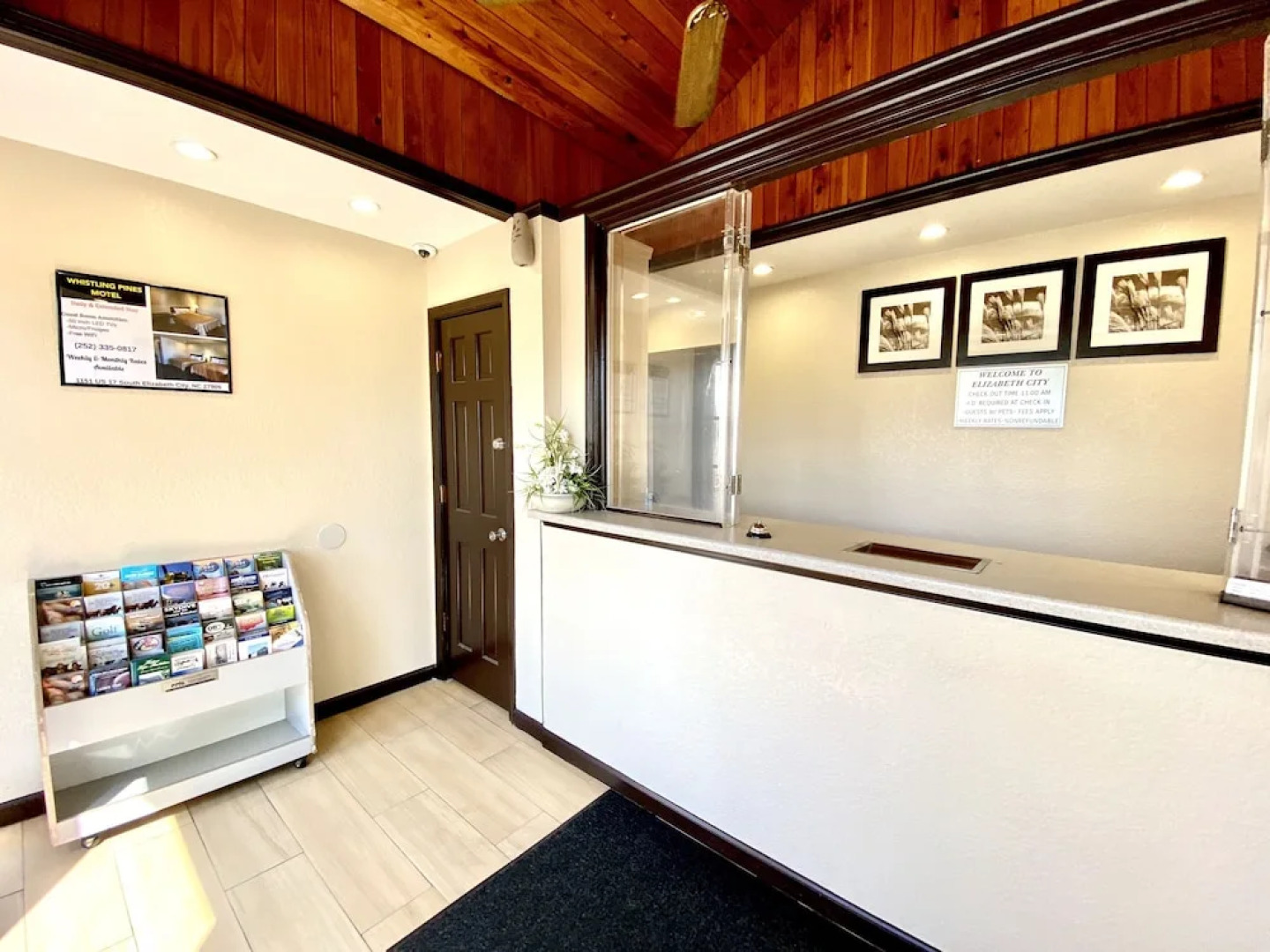 Whistling Pines - Daily & Extended Stay, Elizabeth City