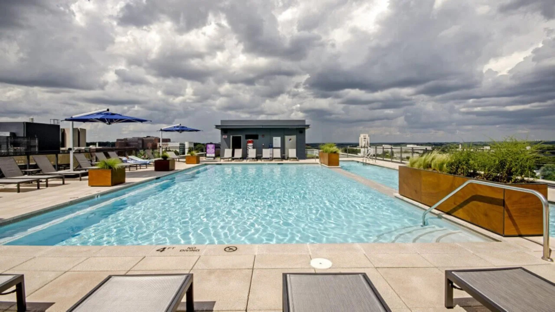 Global Luxury Suites in Bethesda