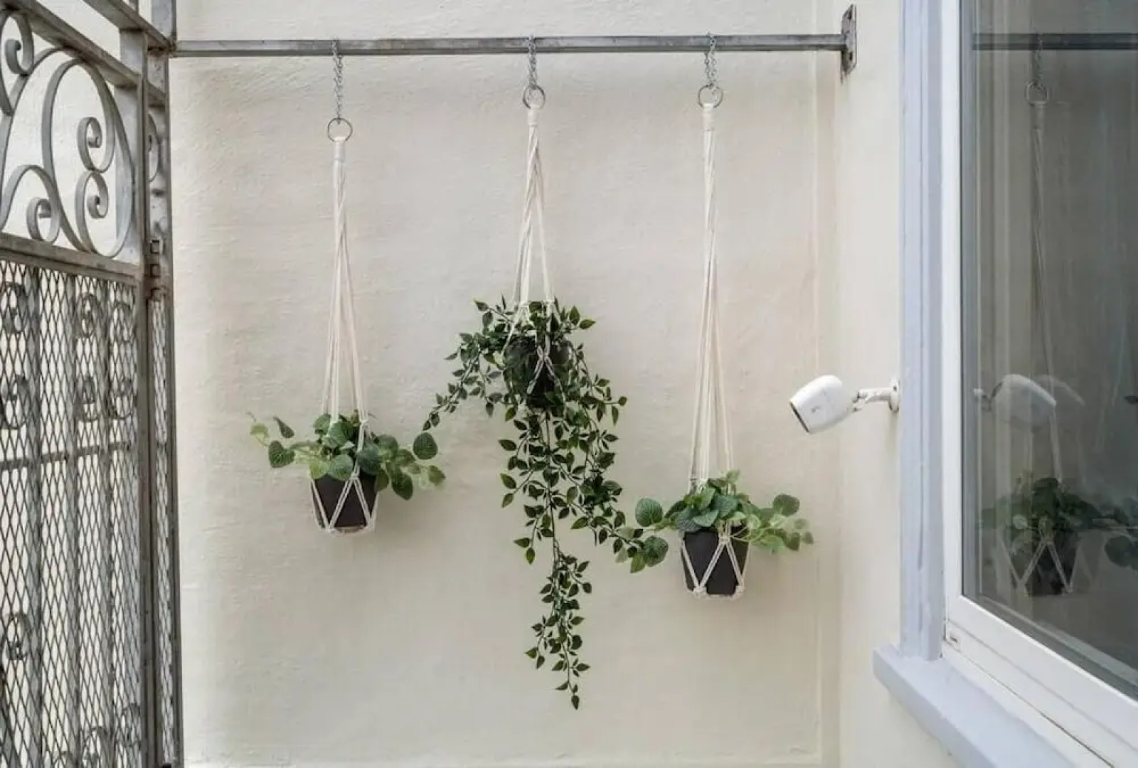 Stunning 2 Bedroom 1 Bath Home near BART