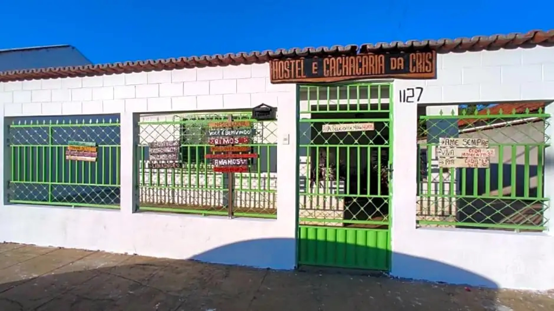 Hostel e Cacha¿ia da Cris