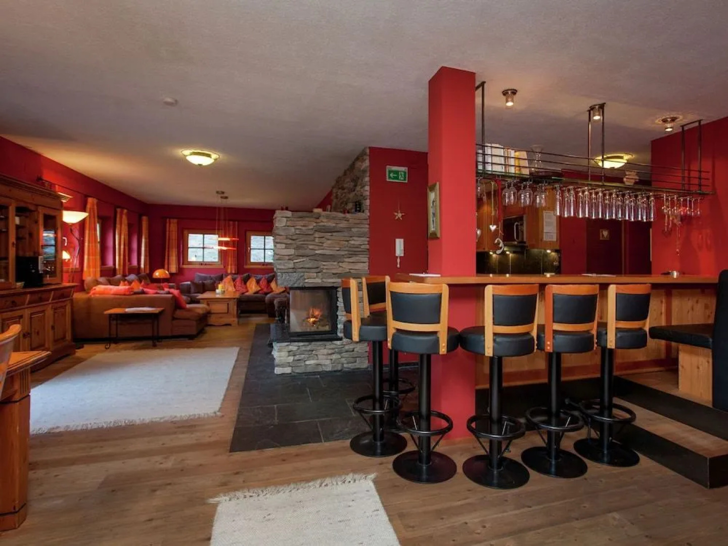 Posh Mansion in Sankt with 2 Saunas, Whirlpool, Hot Tub