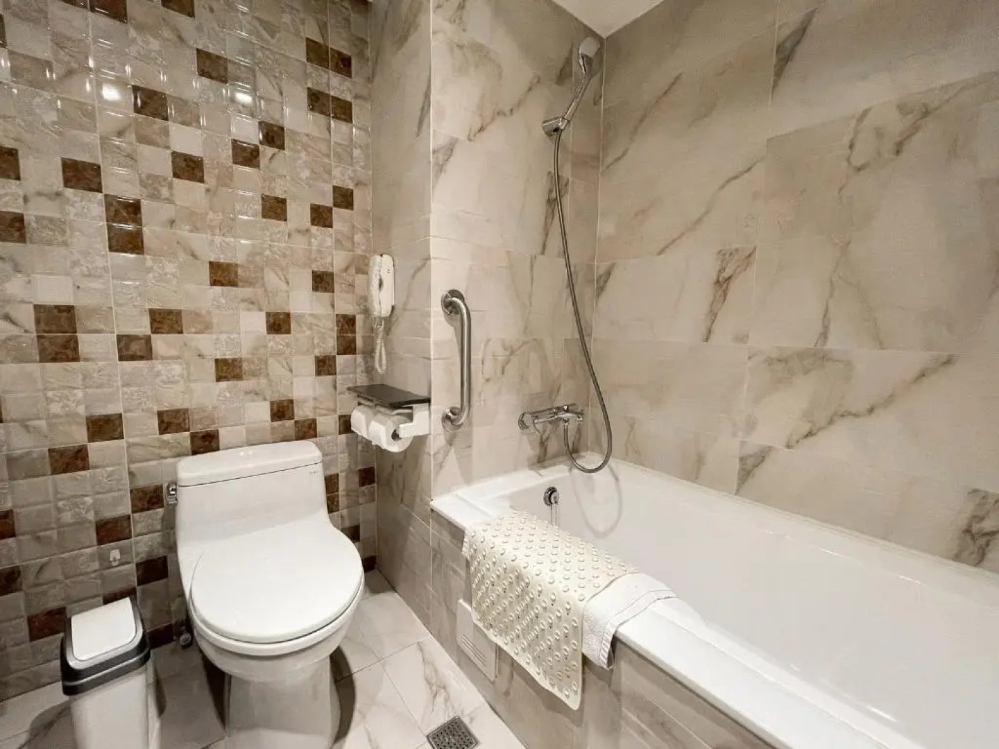 Guide Hotel Kaohsiung Liuhe