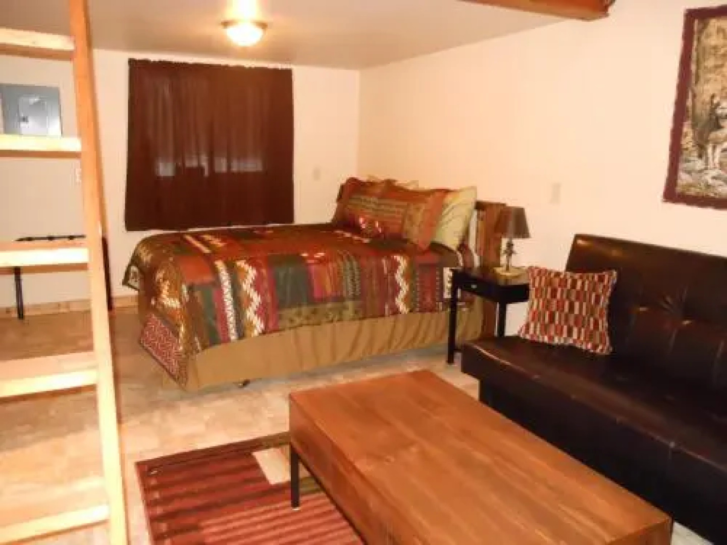 Talkeetna Wolf Den Cabin